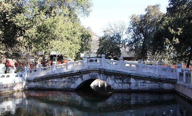 淺析寺廟園林規劃設計的特點